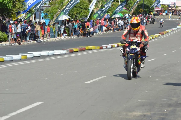 Tarakan Indonezja Listopada 2016 Zawodnicy Ciężko Walczyli Torze Wyścigowym — Zdjęcie stockowe