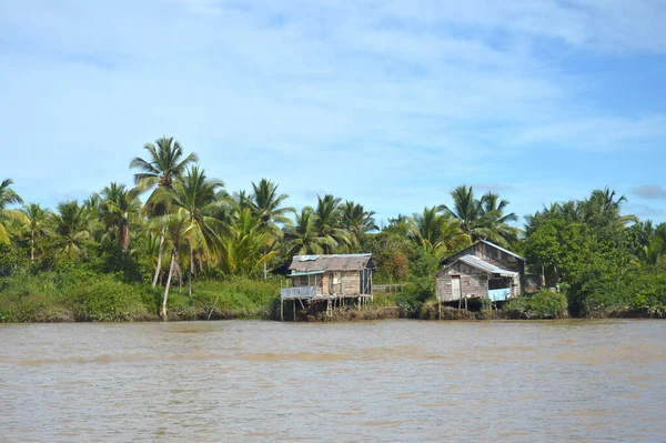 Panoramisk Landsby Ved Floden Borneo Indonesien - Stock-foto