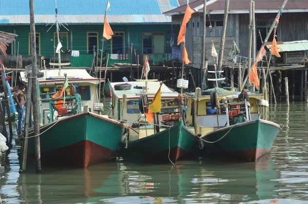 Tarakan Indonésie Avril 2018 Trois Bateaux Pêche Bois Ancrés Sur — Photo
