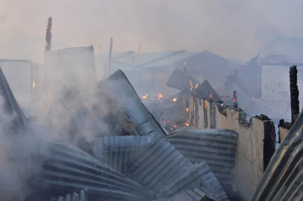 Tarakan Indonésie Avril 2017 Incendie Dans Village Côtier Tarakan — Photo