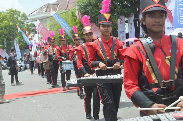 Tarakan Indonesia August 2019 Drumband Attractions Carnival Marches Celebrating Indonesian — Stock Photo, Image