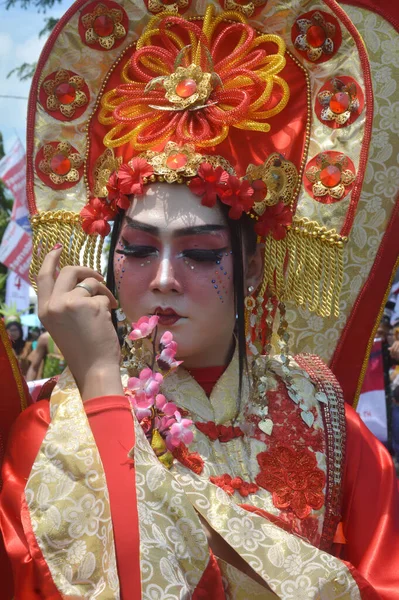 Indonésie Août 2019 Les Participants Portent Des Costumes Ethniques Traditionnels — Photo