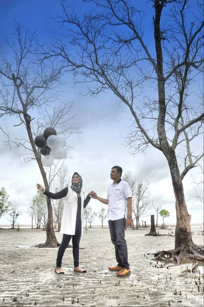 Tarakan Indonesien Februar 2017 Pre Wedding Fotosession Indonesischer Brautpaare Legeren — Stockfoto