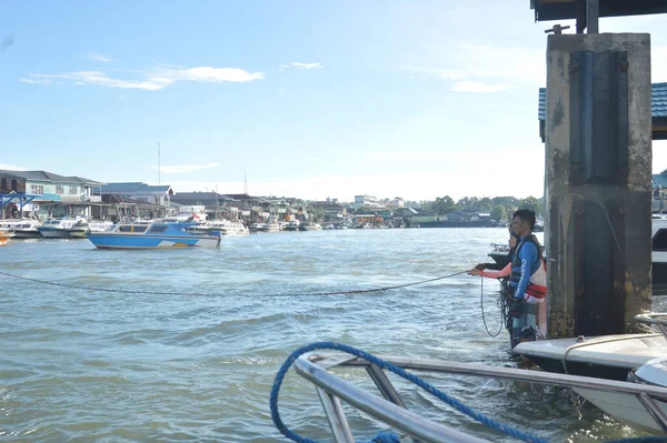 Tarakan Tanjung Selor Indonesia Dubna 2017 Breaking Muri Water Skiing — Stock fotografie