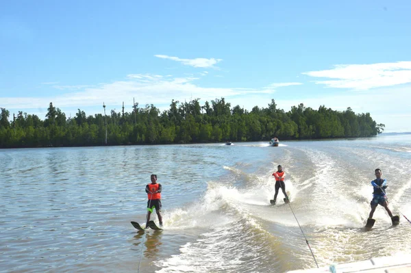 Tarakan Tanjung Selor Indonesia Abril 2017 Rompiendo Récord Esquí Acuático —  Fotos de Stock