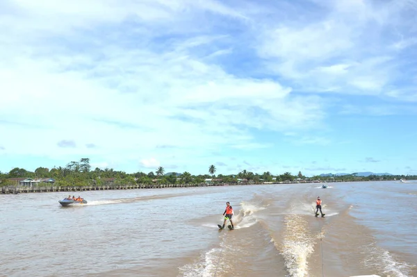 Tarakan Tanjung Selor Indonesia Dubna 2017 Breaking Muri Water Skiing — Stock fotografie