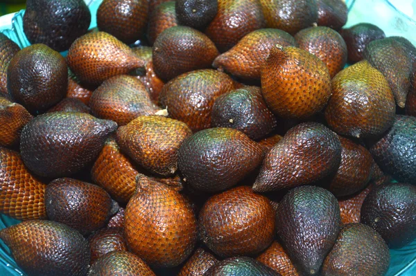 Zbliżenie Salak Salacca Zalacca Owoce Sprzedaż Rynku Salak Tropikalny Owoc — Zdjęcie stockowe