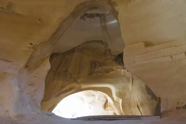 Die geologische Sandhöhle in der Israel Stockfoto