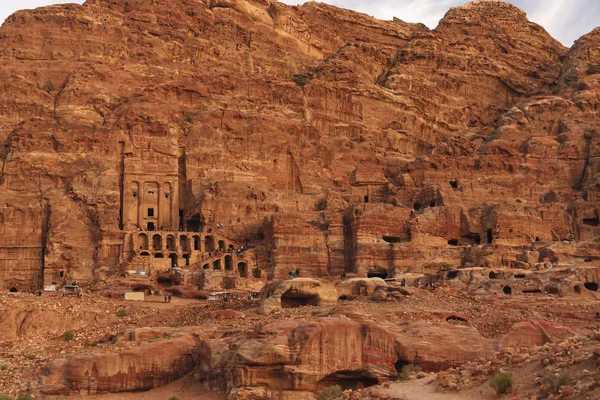 Las ruinas de la antigua civilización en Petra —  Fotos de Stock