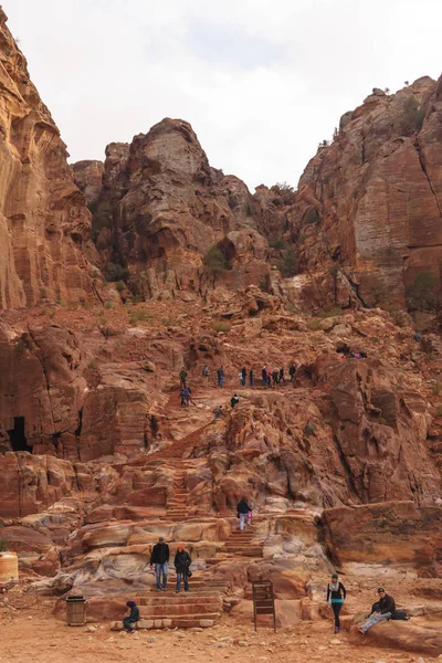 Las ruinas de la antigua civilización en Petra —  Fotos de Stock