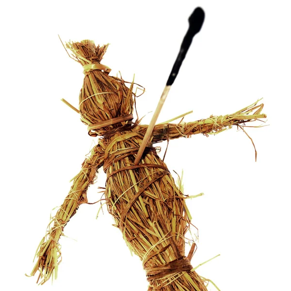 Beyaz arka planda vudu bebeği