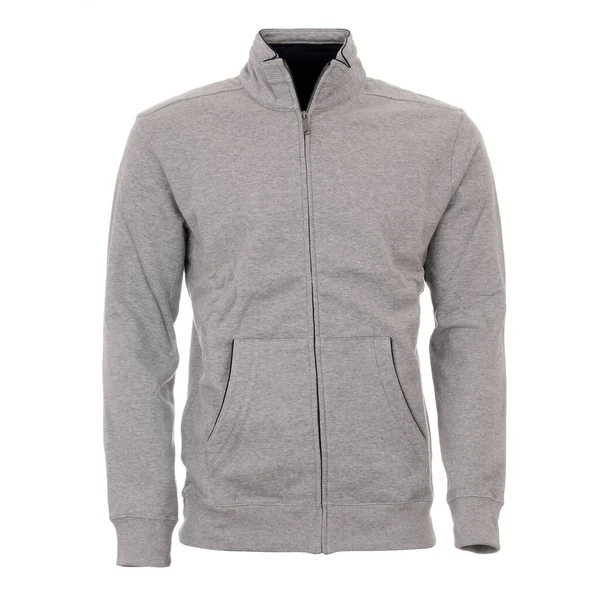 Beyaz arkaplanda gri erkek kazağı var.