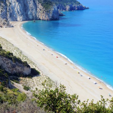 Yunanistan 'ın Lefkada adasındaki Milos plajı.