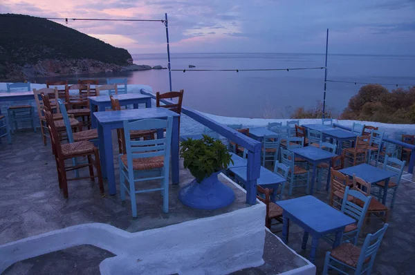 Taverne Grecque Traditionnelle Sur Les Falaises Ville Skopelos Île Skopelos — Photo