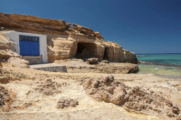 Fishing Boat Shelters Made Caves Beach Milos Island Greece — Stock Photo, Image
