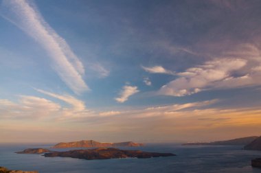 Santorini Adası 'nda gün doğumu