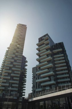 Milano, İtalya 'da yüksek modern binaları olan iş bölgesi