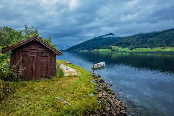 Панорама фьорда в Норвегии — стоковое фото