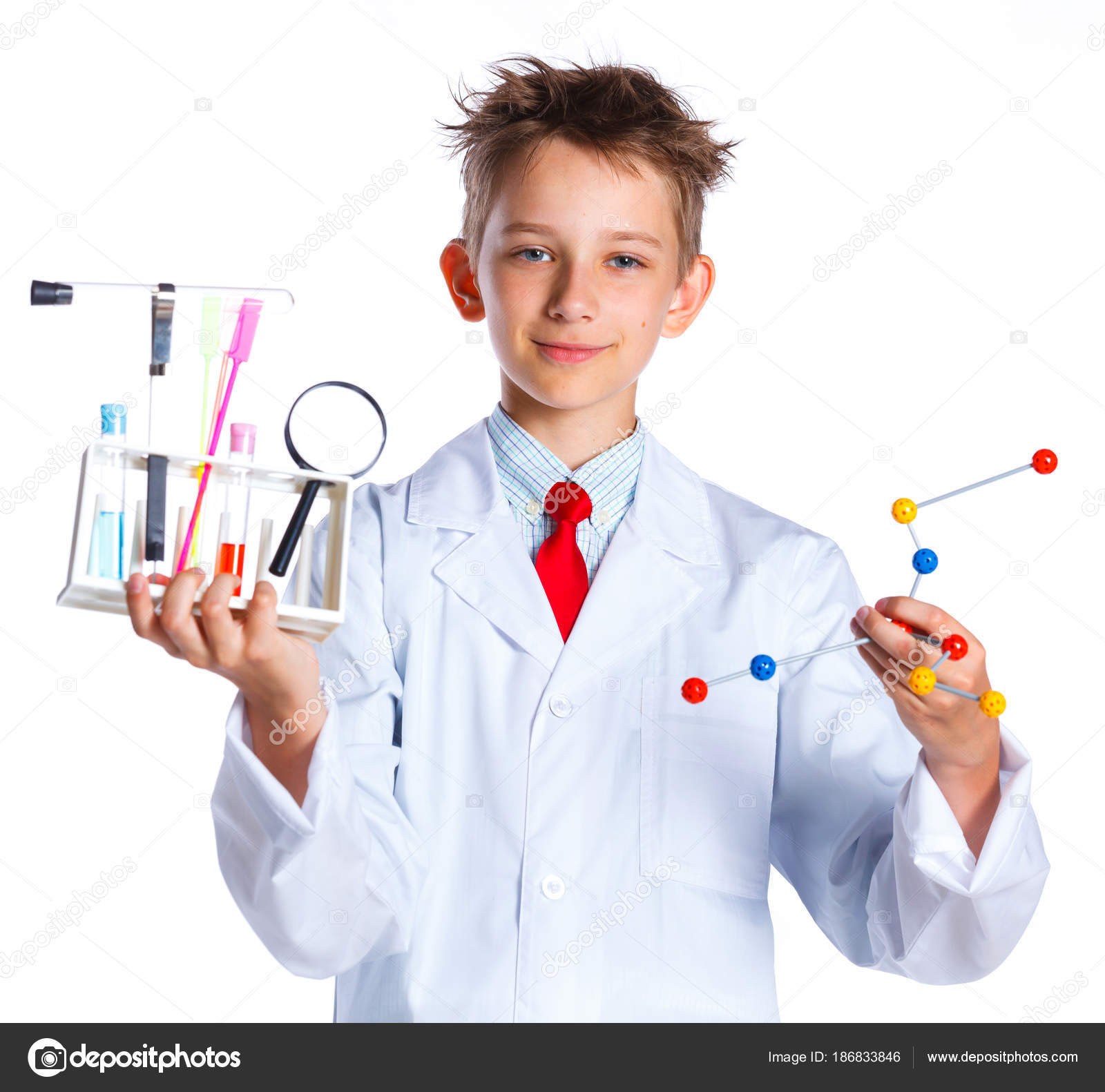 маленький ученый с книжкой. мальчик ученый мультяшный. ученый мальчик. человек всезнайка. маленький ученый мальчик.