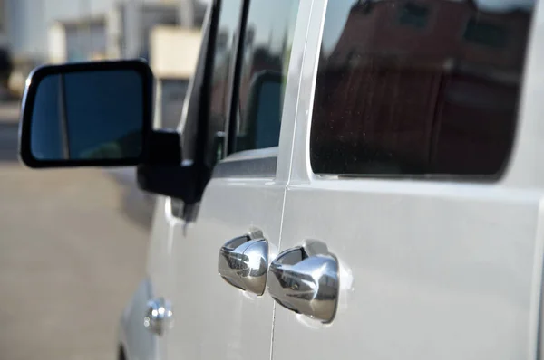 Coche Blanco Espejo Retrovisor — Foto de Stock