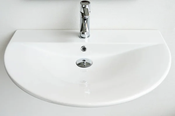 Modern bathroom sink and tap — Stock Photo, Image