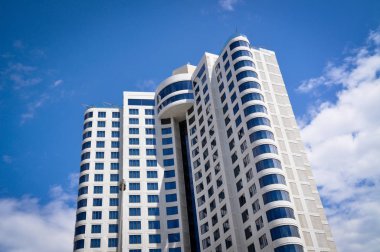 Modern iş merkezi