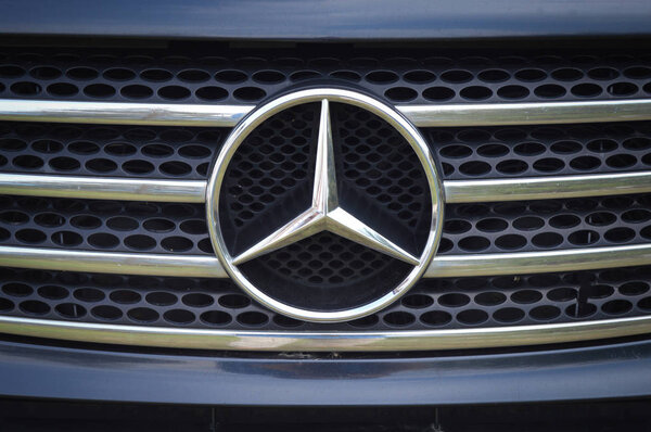 Mercedes metal logo