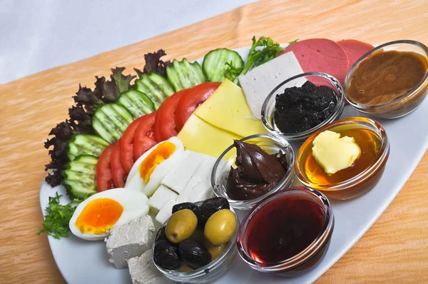 Yummy breakfast plate — Stock Photo, Image