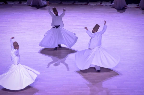 Mevlana derwisjen dansen — Stockfoto