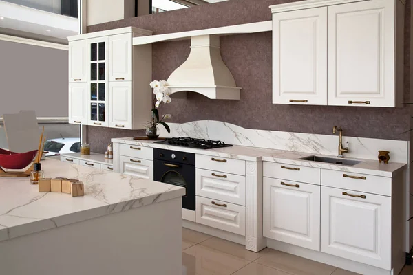 Interior of modern kitchen and white cabinets — Stock Photo, Image