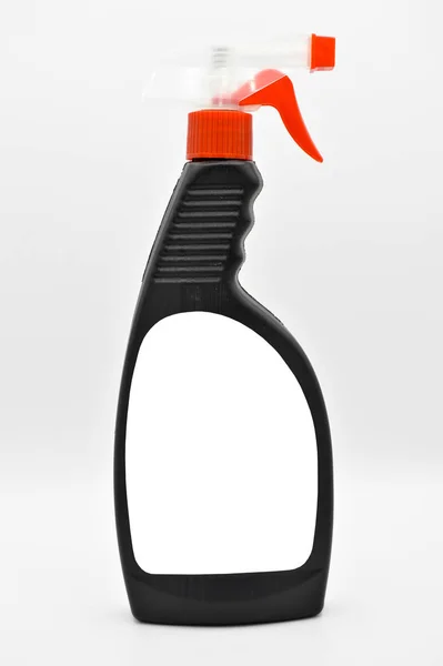 Flacone detergente spray in plastica di colore nero. Cosmetico, containa — Foto Stock