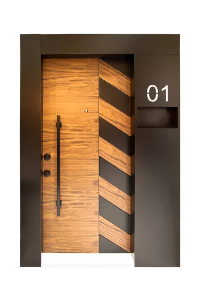 Nowoczesne drewniane drzwi stalowe, drzwi wejściowe — Zdjęcie stockowe