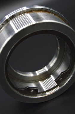 Metal endüstriyel parçalar, aletler ve ekipmanlar