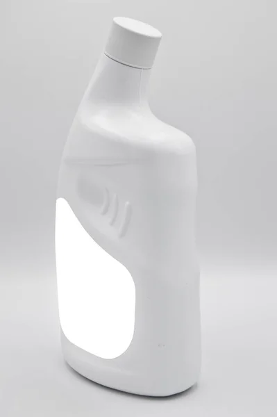 Hygiënische witte plastic reinigingsmiddel fles. cosmetische producten, recipiënt — Stockfoto