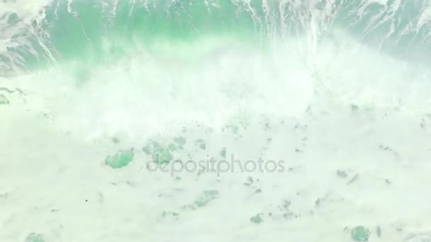 Hladina oceánu s vlnami z pohledu shora — Stock video