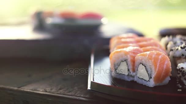 Sushi Mudança de foco — Vídeo de Stock