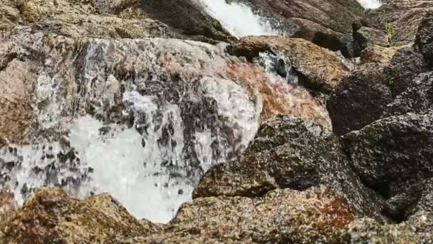 Waterfall close up slow motion — Stock Video