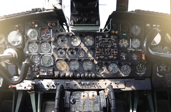 Airplane Cockpit Equipment with indicators, buttons, and instruments. — Stock Photo, Image