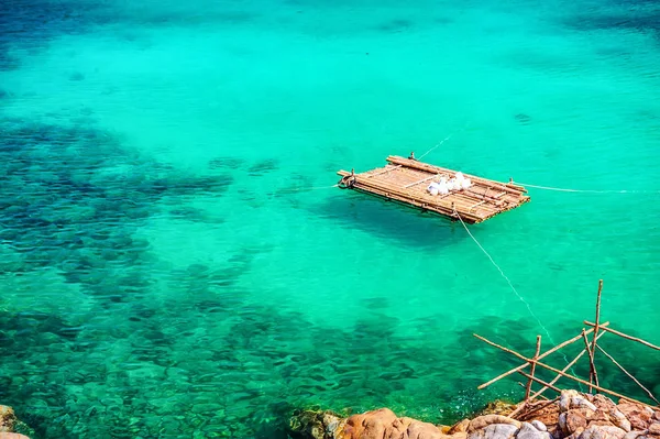 Blue lagoon with turquoise sea water . Seascape — Stock Photo, Image