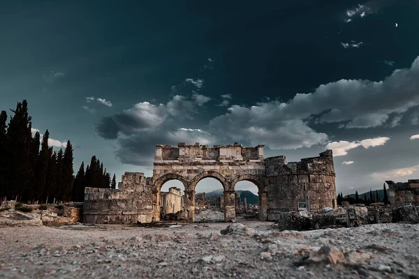 Hierapolis antik kenti Pamukkale Türkiye