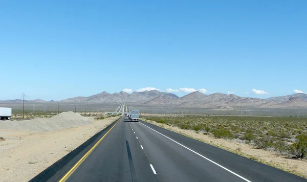 Interstate 40 v Arizoně, Spojené státy — Stock fotografie