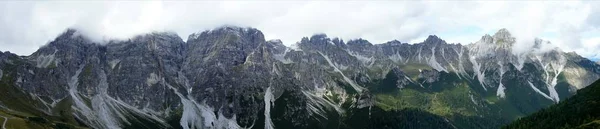 Stubai 渓谷、オーストリアの山脈 — ストック写真