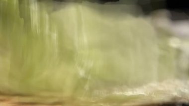 Lezzetli hamburger yavaş pişirme işlemi