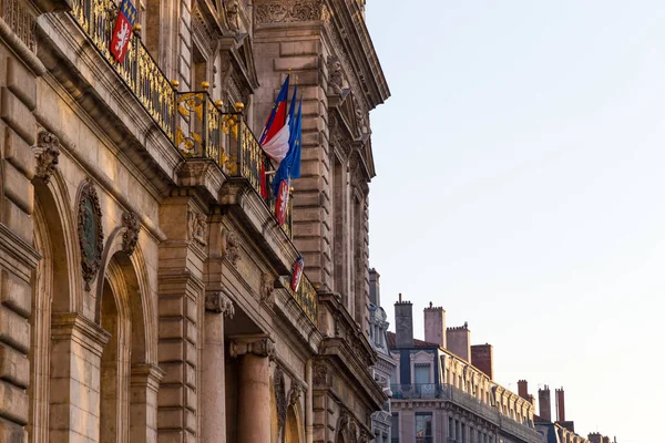 Municipio di Lione con bandiera francese — Foto Stock