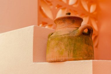 Amfora dekoratif antik