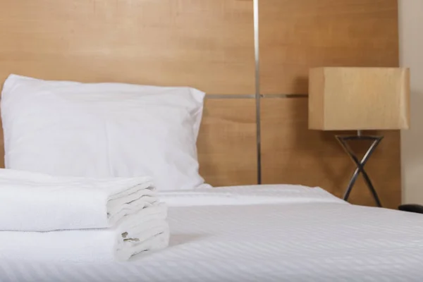 Interior of a double bed hotel room — Stock Photo, Image