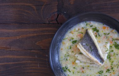 çorba hazırlama. balık çorbası. balık çorbası