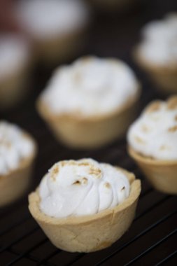 boşboğaz limon lor ve beze