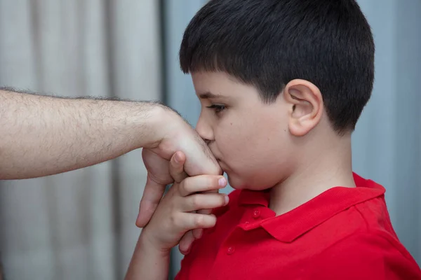 Little Boy Kiss His Father Hand Eid Mubarak Turkish Ramazan — Stock Photo, Image