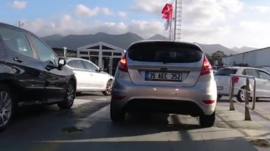 İzmir, Türkiye - 12 Mayıs 2020: Feribot gezisi İzmir